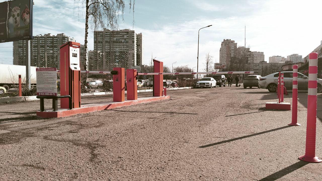 ТЦ «Изумрудный», Красногорск